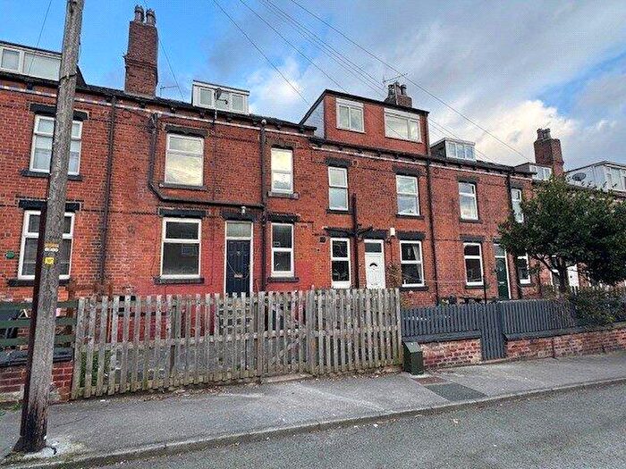 2 Bedroom Terraced House To Rent In Conference Terrace, Armley, Leeds, LS12