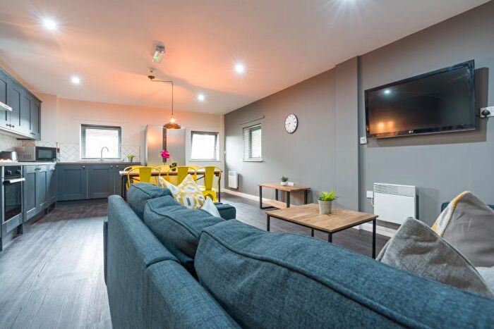 5 Bedroom Flat To Rent In Byron Street, Newcastle, NE2