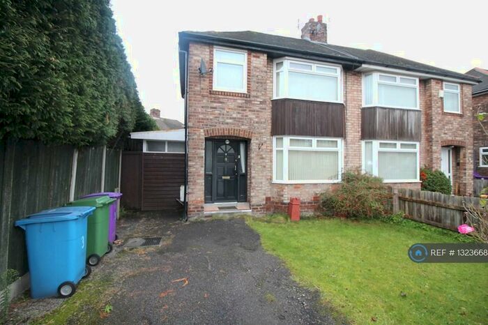 3 Bedroom Semi-Detached House To Rent In Sulgrave Close, Liverpool, L16