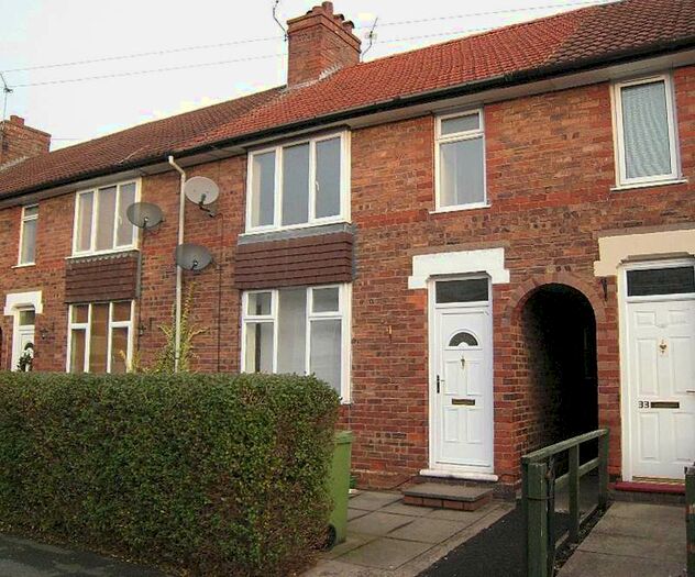 3 Bedroom House To Rent In Prince`s Street Stone, ST15
