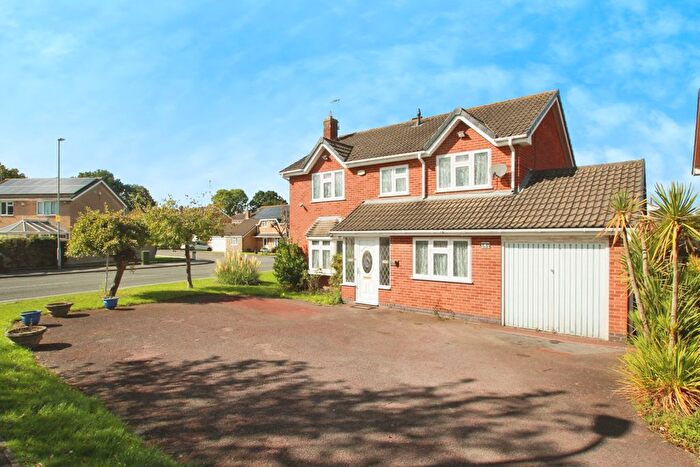 4 Bedroom Detached House For Sale In Hayfield Close, Glenfield, Leicester, Leicestershire, LE3
