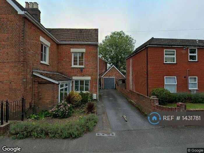 1 Bedroom Flat To Rent In Poole Road, Wimborne, BH21