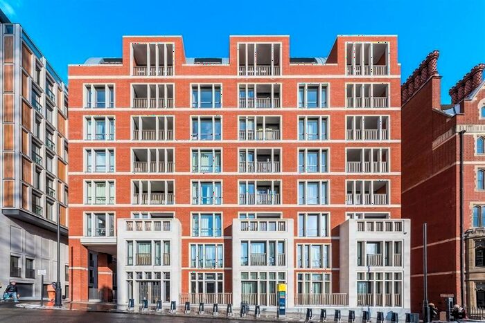 2 Bedroom Flat To Rent In Temple Place, London, WC2R