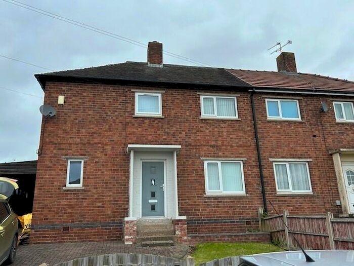 2 Bedroom Semi-Detached House To Rent In Birley Moor Drive, Sheffield, S12
