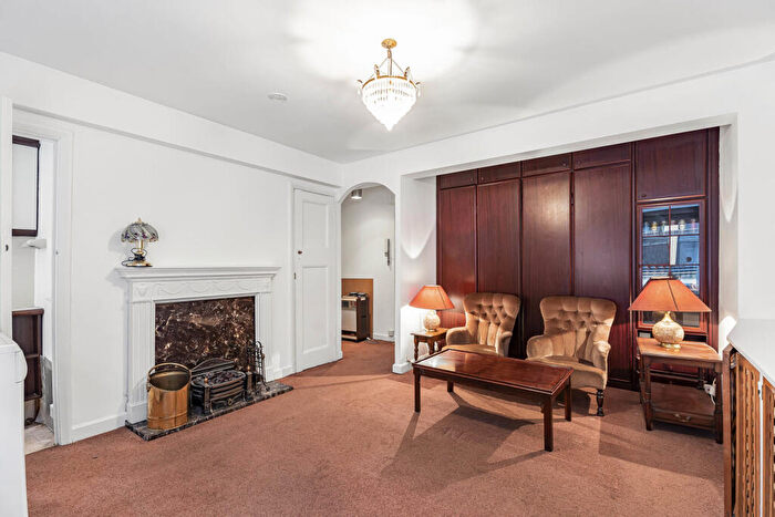 Apartment For Sale In Crane Court, London, EC4A