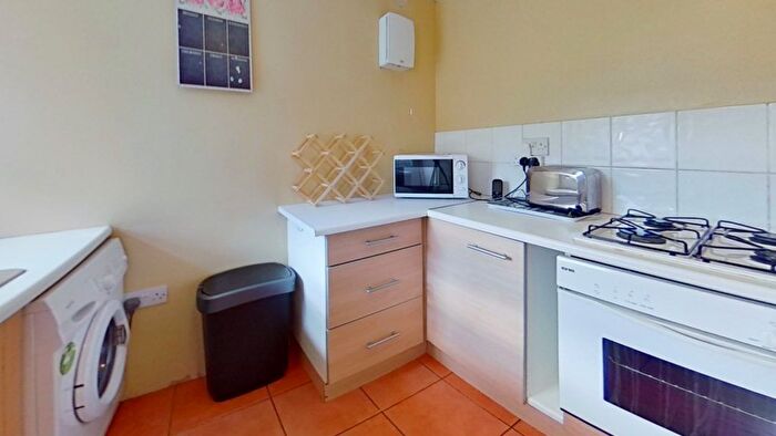 2 Bedroom Terraced House To Rent In Cardiff Road, Treforest, CF37