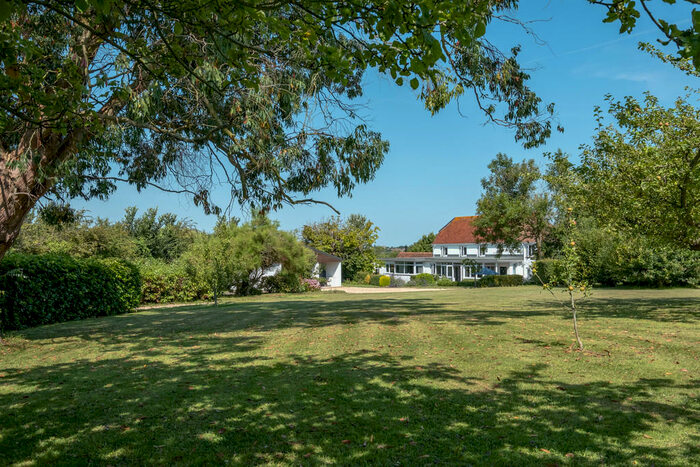 4 Bedroom Detached House For Sale In Ryde, Isle Of Wight, PO33