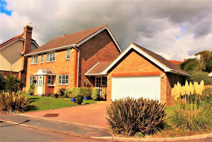 4 Bedroom House To Rent In The Lords, Seaford, BN25