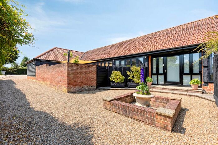 4 Bedroom Semi-Detached House For Sale In Chain Free In South Walsham, NR13