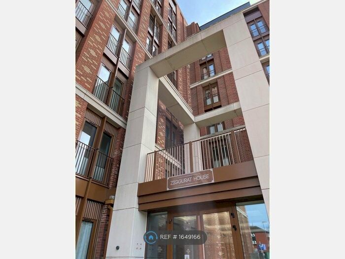 2 Bedroom Flat To Rent In Ziggurat House, St. Albans, AL1