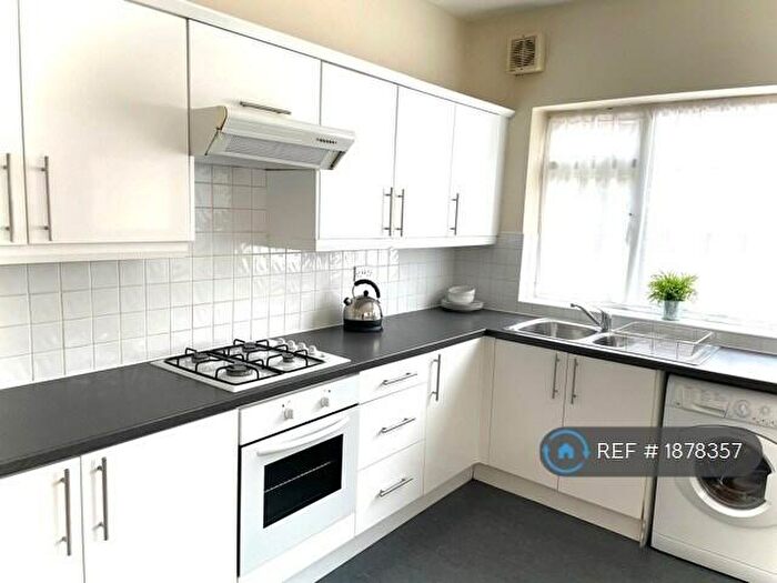 4 Bedroom Terraced House To Rent In Whitby Road, Manchester, M14