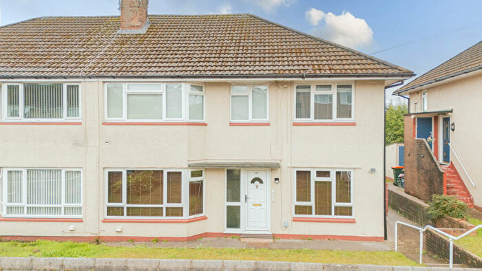 2 Bedroom Apartment For Sale In Ebenezer Drive, Newport, NP10