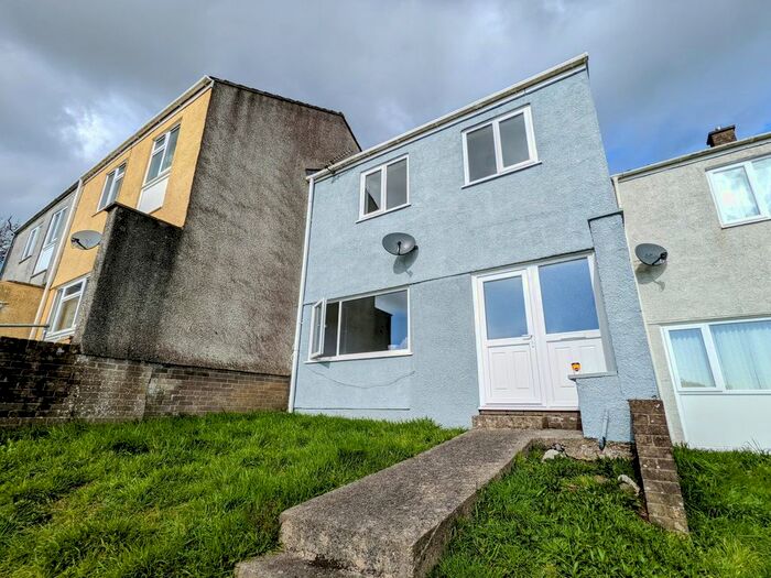 3 Bedroom Property To Rent In Bro Myrddin, Johnstown, Carmarthen, SA31