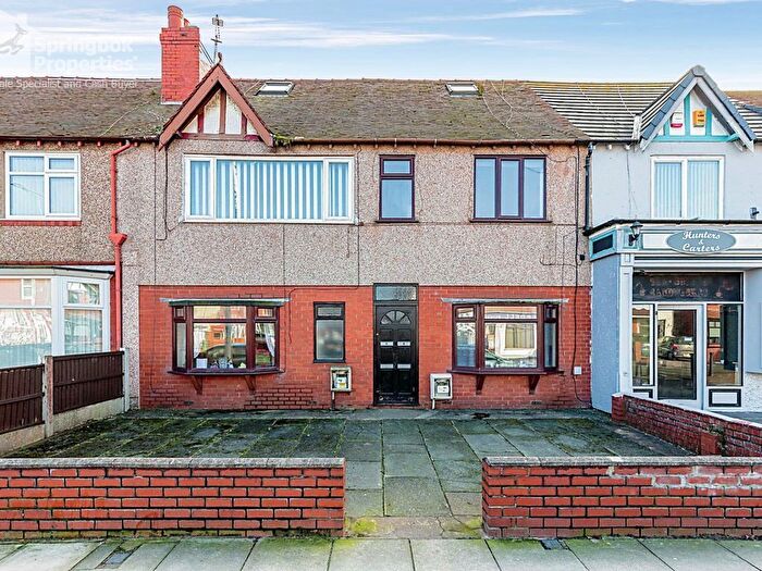 2 Bedroom Flat To Rent In - Poulton Road, Fleetwood, Lancashire, FY7