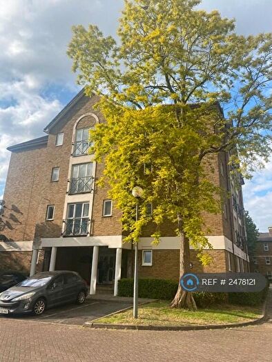 1 Bedroom Flat To Rent In Highbridge Court, London, SE14