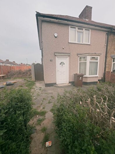 3 Bedroom Terraced House To Rent In Heathway, Dagenham, Essex, RM10