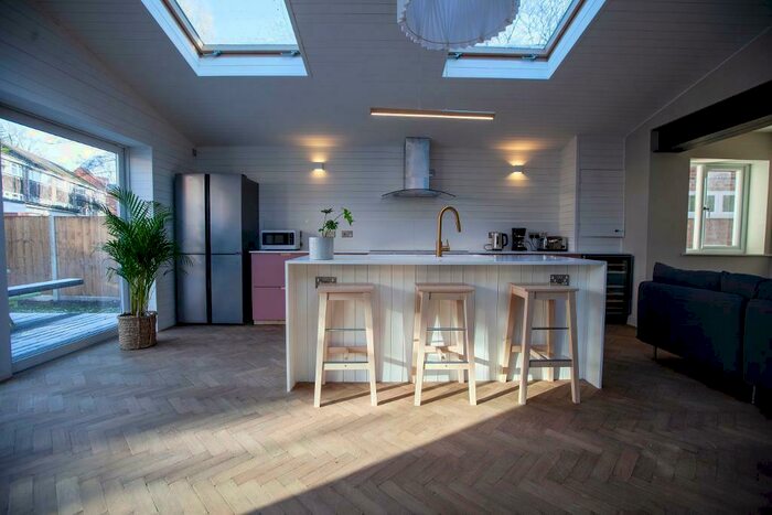 7 Bedroom Detached House To Rent In Ladybarn Crescent, Fallowfield, Manchester, M14