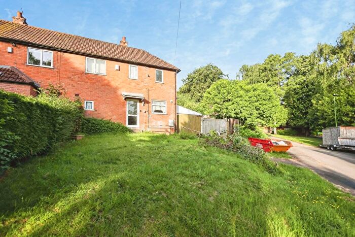 2 Bedroom Semi-Detached House For Sale In Charfield Close, Birmingham, West Midlands, B30