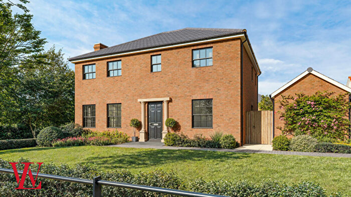 4 Bedroom Detached House For Sale In Sabre Close, Felsted, Essex, CM6