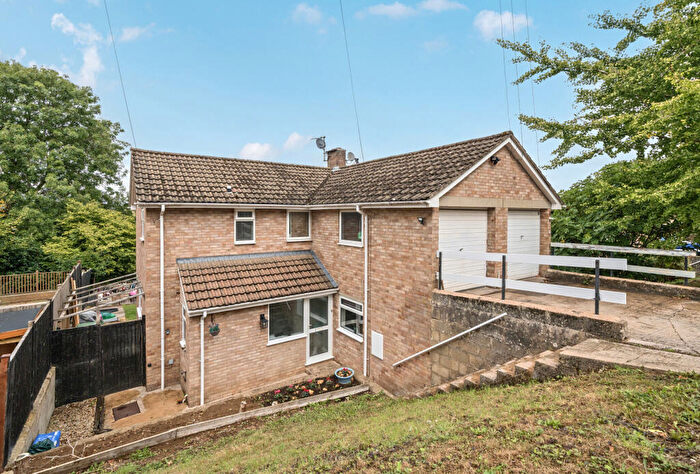 3 Bedroom Semi Detached House For Sale In Langtoft Road, Stroud, Gloucestershire, GL5