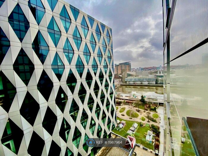 2 Bedroom Flat To Rent In No. Media City, Media City Uk, Salford, M50