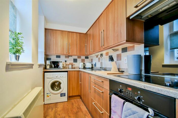1 Bedroom Flat To Rent In Jewbury, York, YO31