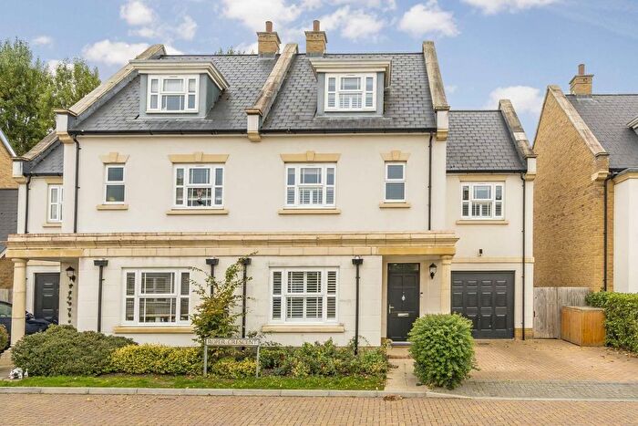 5 Bedroom Property To Rent In Cagney Close, Sunbury On Thames, TW16