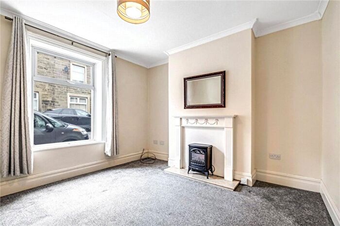 3 Bedroom Terraced House For Sale In Wellington Street, Barnoldswick, Lancashire, BB18