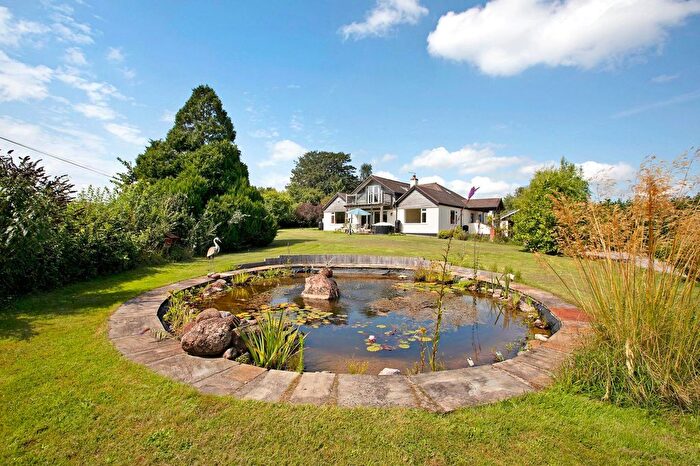 5 Bedroom Semi-Detached House For Sale In Stokeinteignhead, Newton Abbot, TQ12