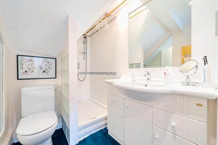 3 Bedroom End Of Terrace House For Sale In Hambleden, Hambleden, RG9