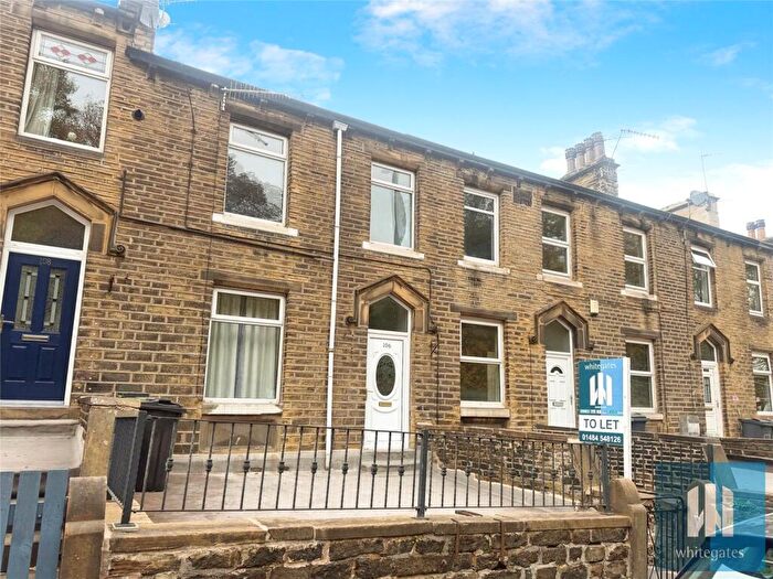 3 Bedroom Terraced House To Rent In Woodhead Road, Lockwood, Huddersfield, HD4