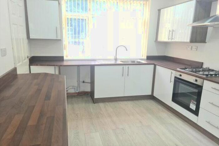 3 Bedroom Property To Rent In Abbey Road, Smethwick, B67