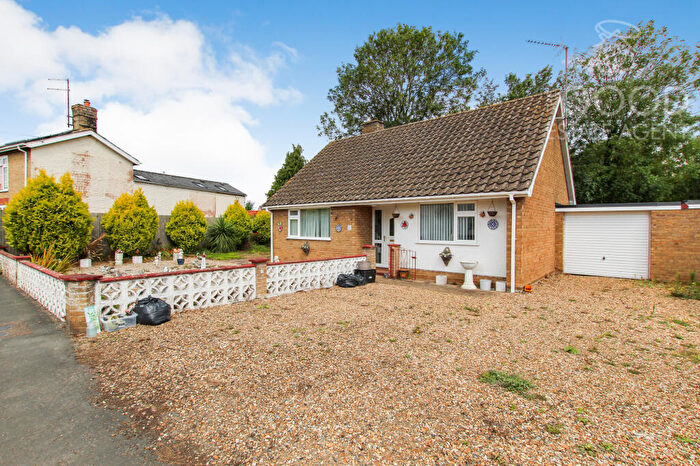 2 Bedroom Detached Bungalow For Sale In East Road, Isleham, CB7