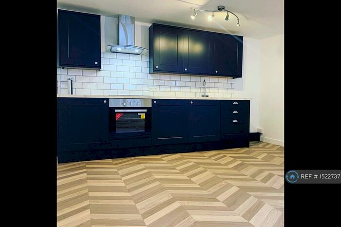 1 Bedroom Flat To Rent In Maidenburgh Street, Colchester, CO1