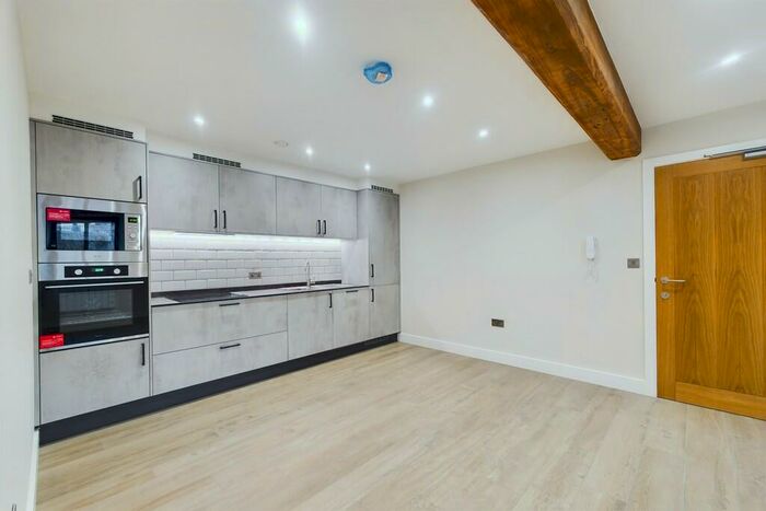 1 Bedroom Apartment To Rent In John Street, Carnforth, Lancashire, LA5