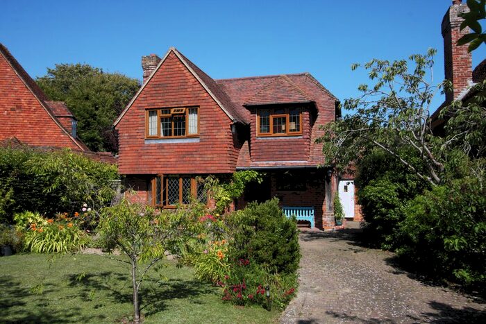 4 Bedroom Detached House For Sale In Deneside, East Dean, BN20