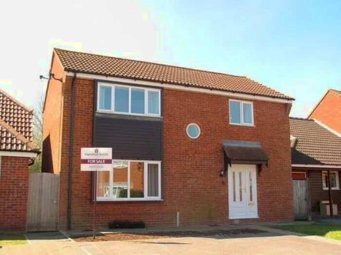 4 Bedroom Detached House To Rent In Lowry Way, Stowmarket, Suffolk, IP14
