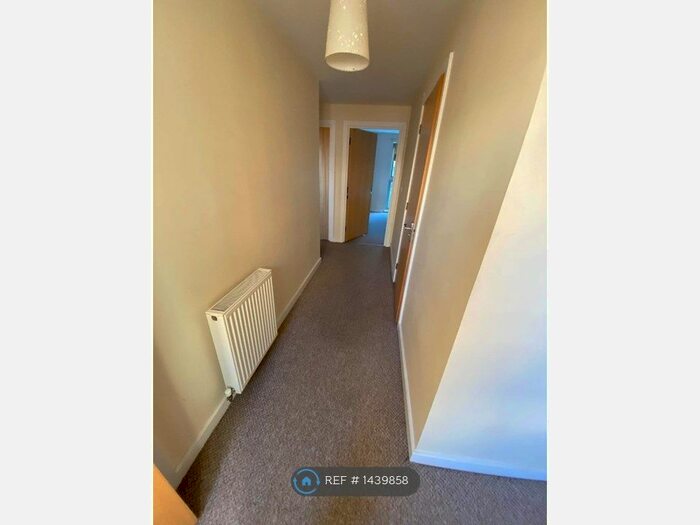 3 Bedroom Flat To Rent In Staverton Grove, Broughton, Milton Keynes, MK10