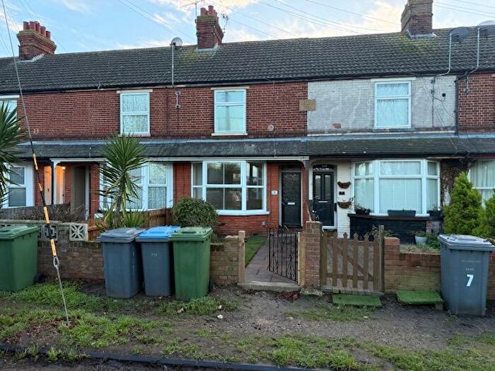 Barn Conversion To Rent In Landguard Road, Felixstowe, IP11