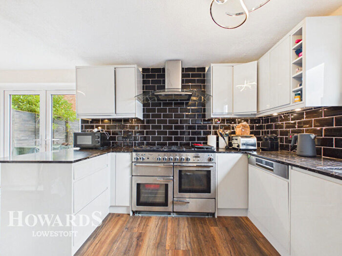 3 Bedroom Semi-Detached House For Sale In Glebe Road East, Kessingland, NR33