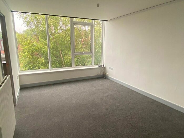 1 Bedroom Flat To Rent In Quorn House, Browns Green, Birmingham, B20