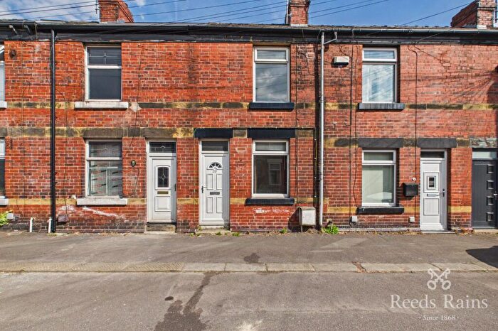 2 Bedroom Terraced House For Sale In Washington Road, Ecclesfield, Sheffield, Sheffield, S35