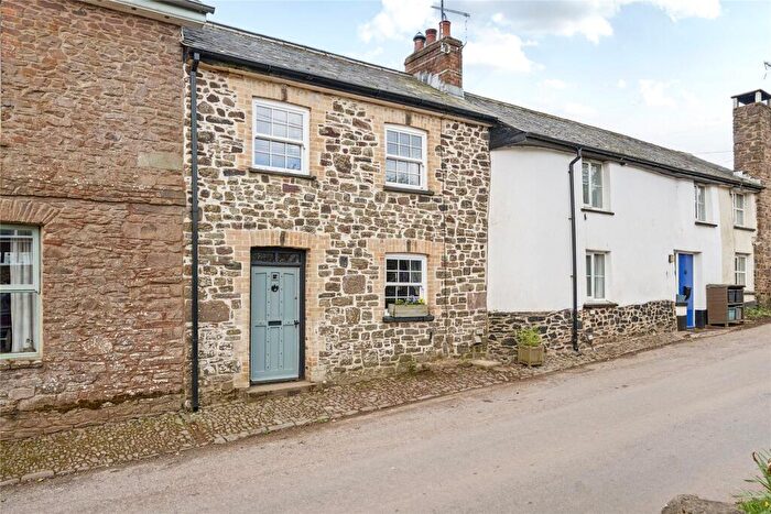 3 Bedroom Cottage For Sale In Poughill, Crediton, Devon, EX17