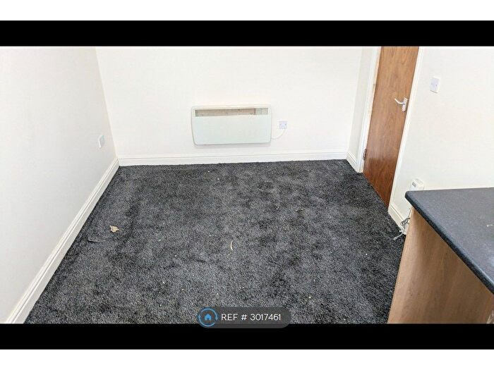 1 Bedroom Flat To Rent In Trafalgar House, Wolverhampton, WV1