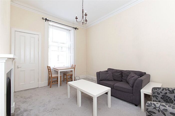 1 Bedroom Flat To Rent In Livingstone Place, Edinburgh, EH9