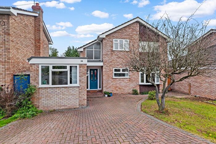 4 Bedroom Detached House For Sale In Suffolk Way, Droitwich, Worcestershire., WR9