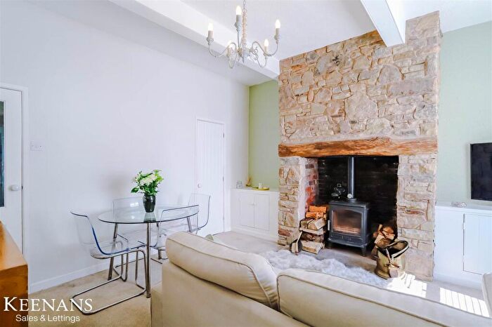 2 Bedroom Cottage To Rent In Belthorn Road, Belthorn, Blackburn, BB1