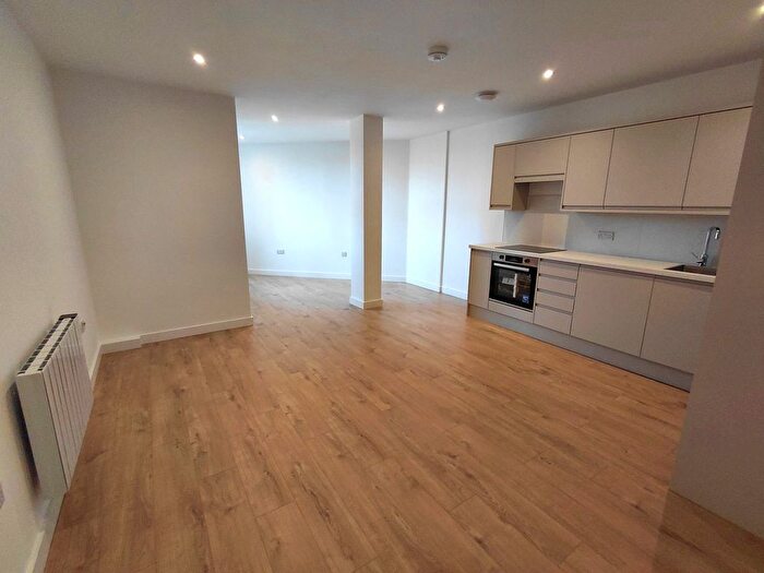 1 Bedroom Flat To Rent In Bay View, Wraik Hill, Whitstable, Kent, CT5