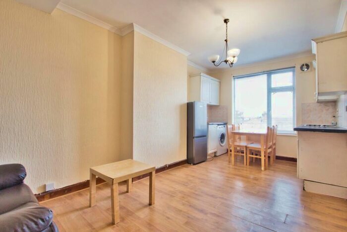 2 Bedroom Flat To Rent In Harrow Road, Wembley, HA0