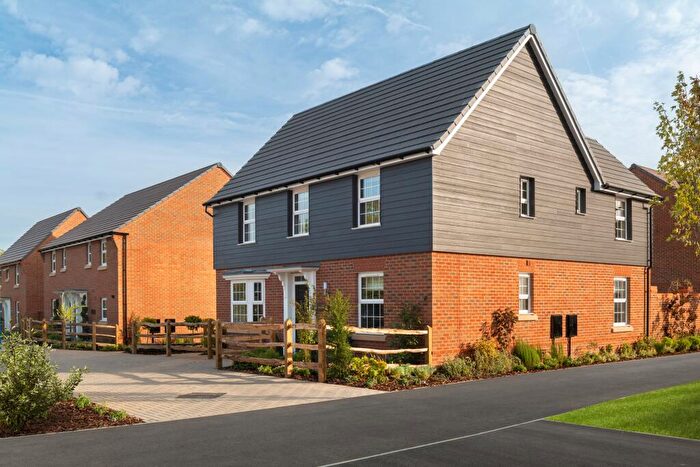 4 Bedroom Detached House For Sale In Nine Mile Ride Extension, Finchampstead, Berkshire, RG40